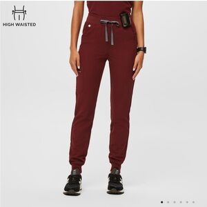 Figs burgundy high waisted Zamora jogger scrub pants Size S.